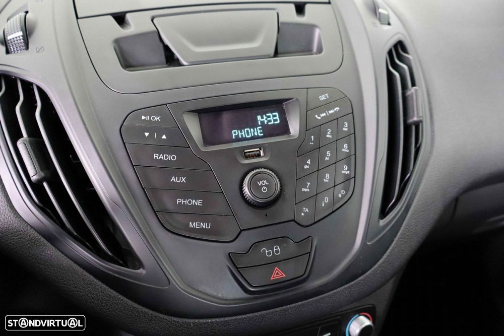 Ford Tourneo Courier 1.5 TDCi Ambiente - 17