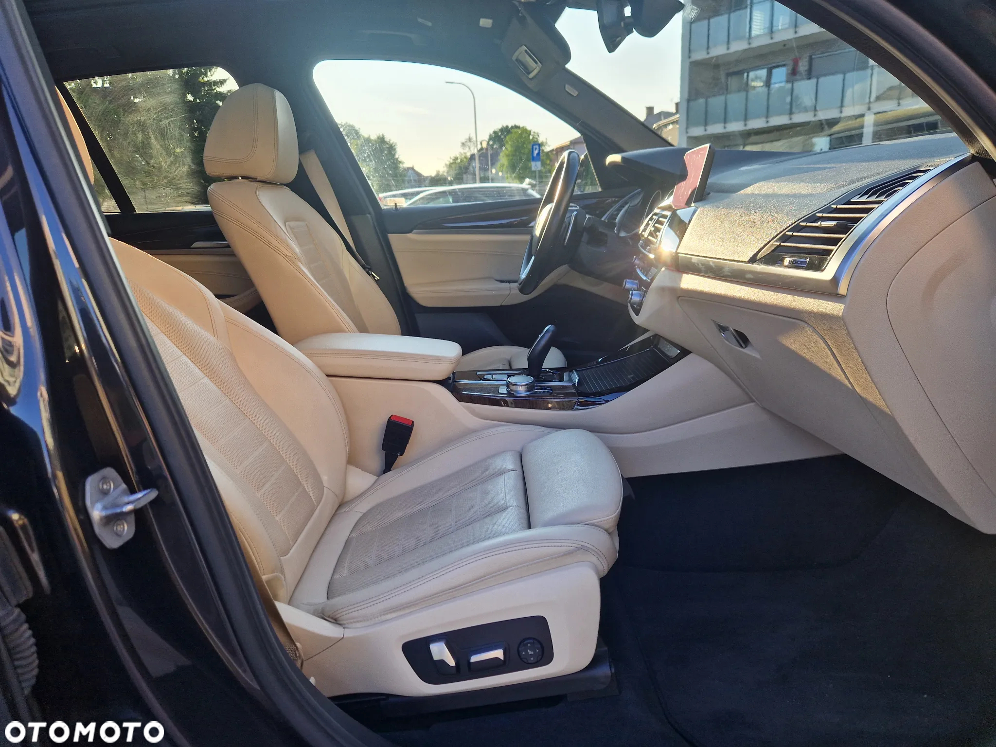 BMW X3 xDrive30i Advantage sport - 8