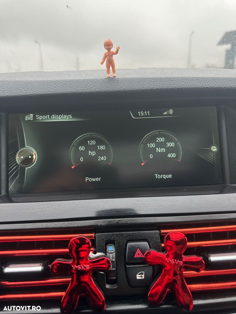 BMW Seria 5 520d - 11