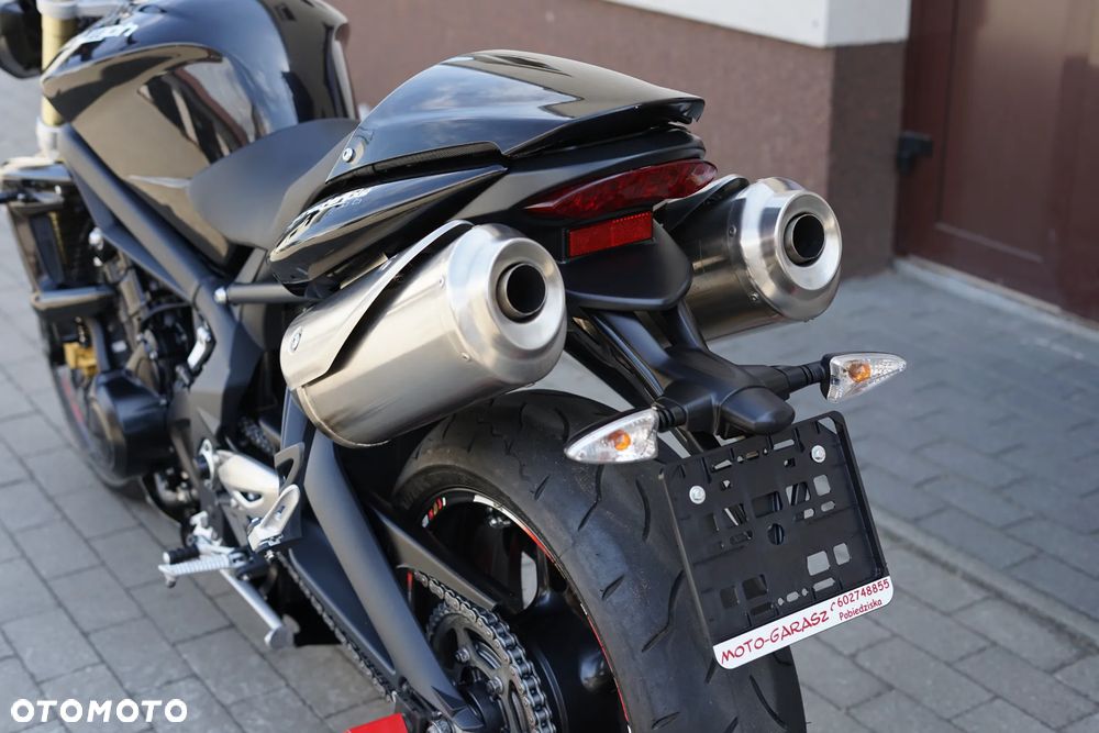 Triumph Street Triple - 24