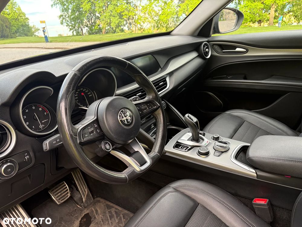 Alfa Romeo Stelvio 2.0 Turbo Sprint Q4 - 7