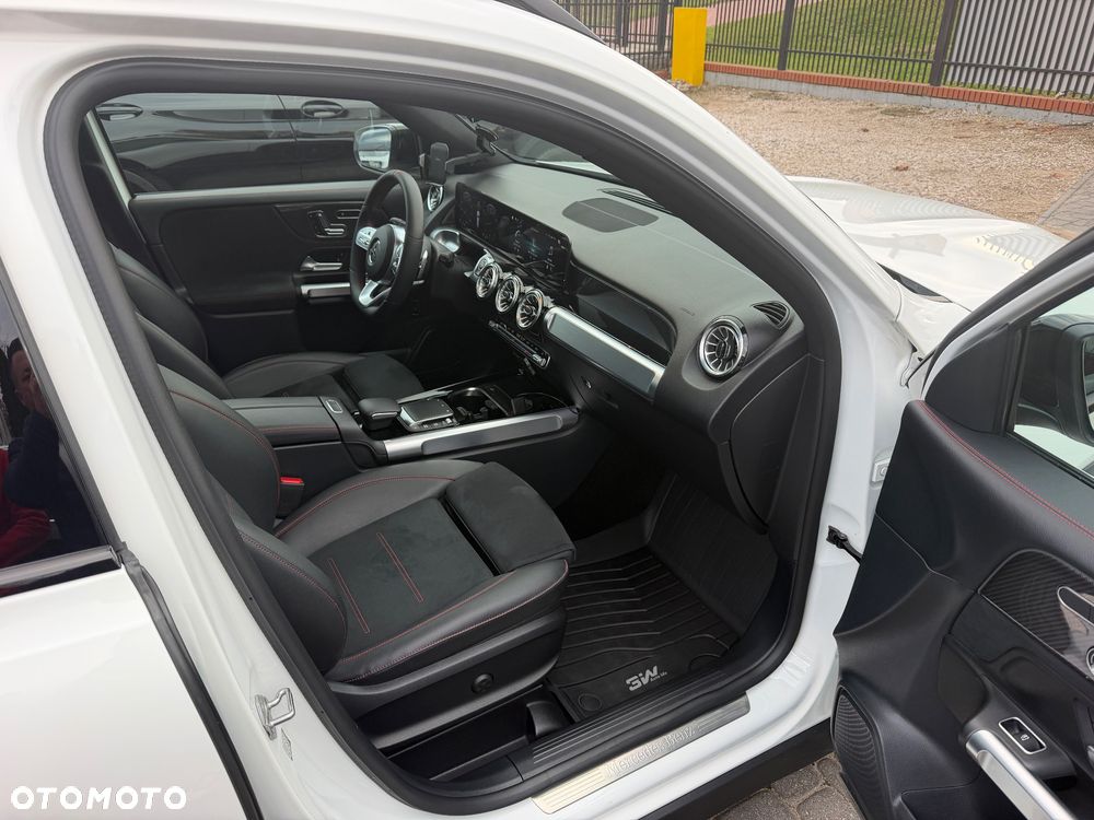 Mercedes-Benz GLB 2022
