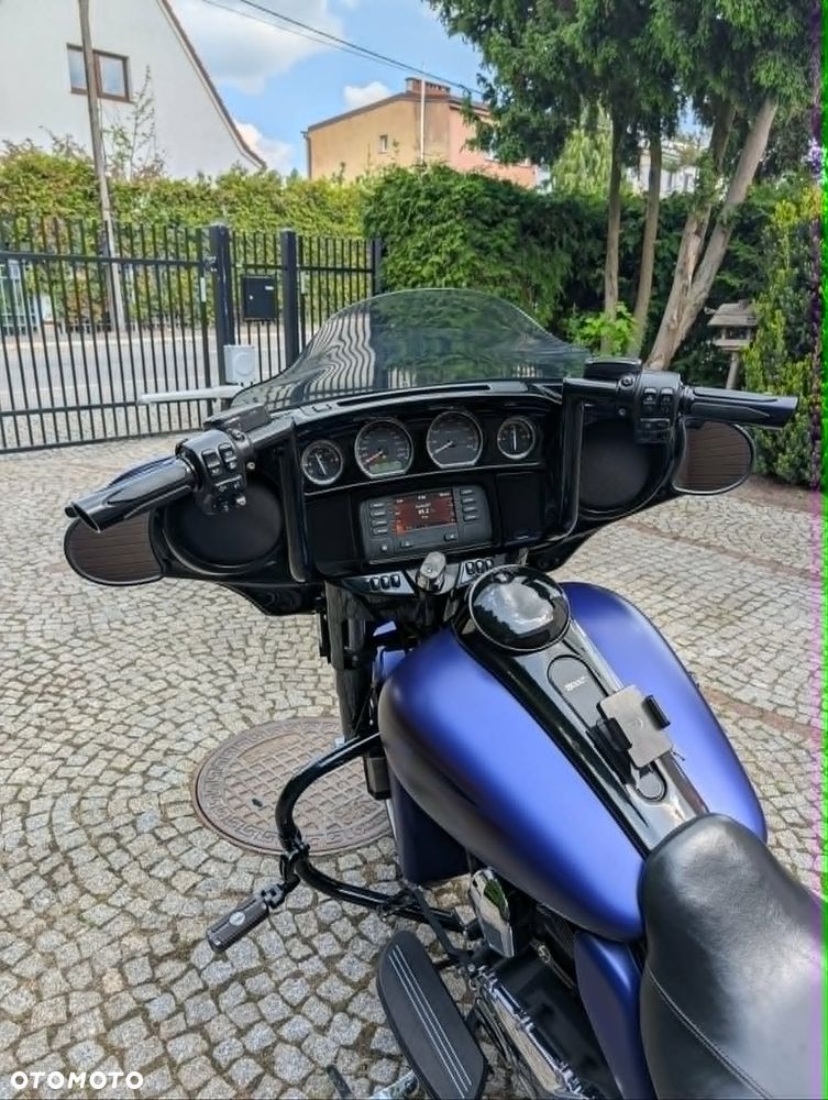 Harley-Davidson Touring Street Glide - 15