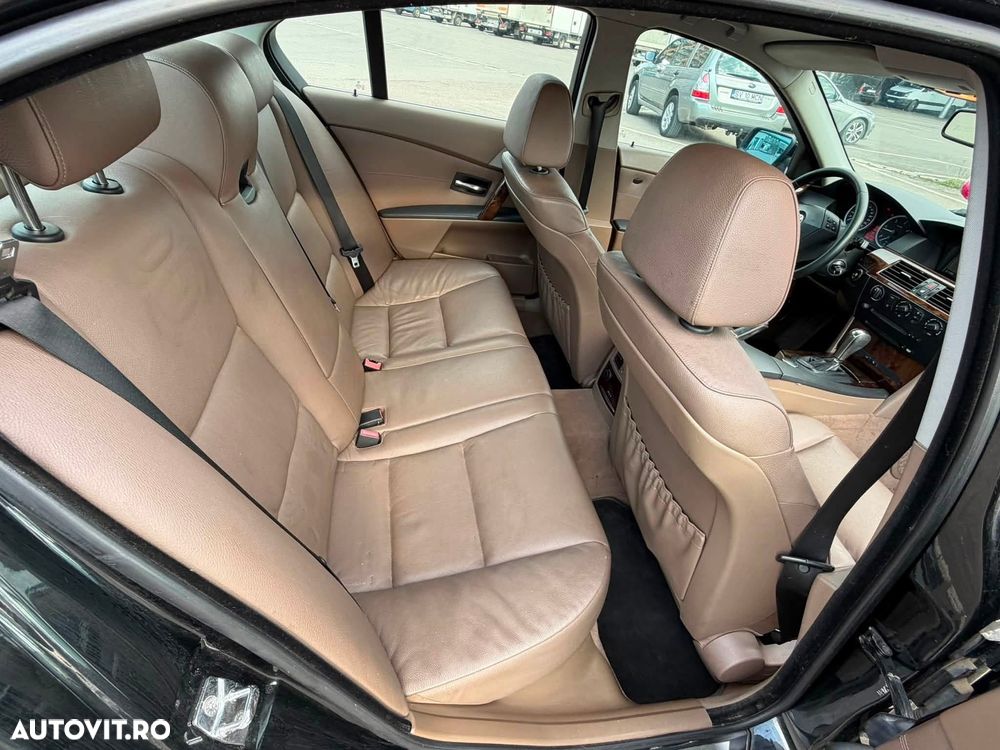 BMW Seria 5 520d Aut. - 4