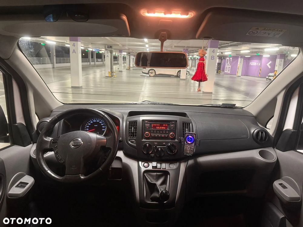 Nissan NV200 - 16