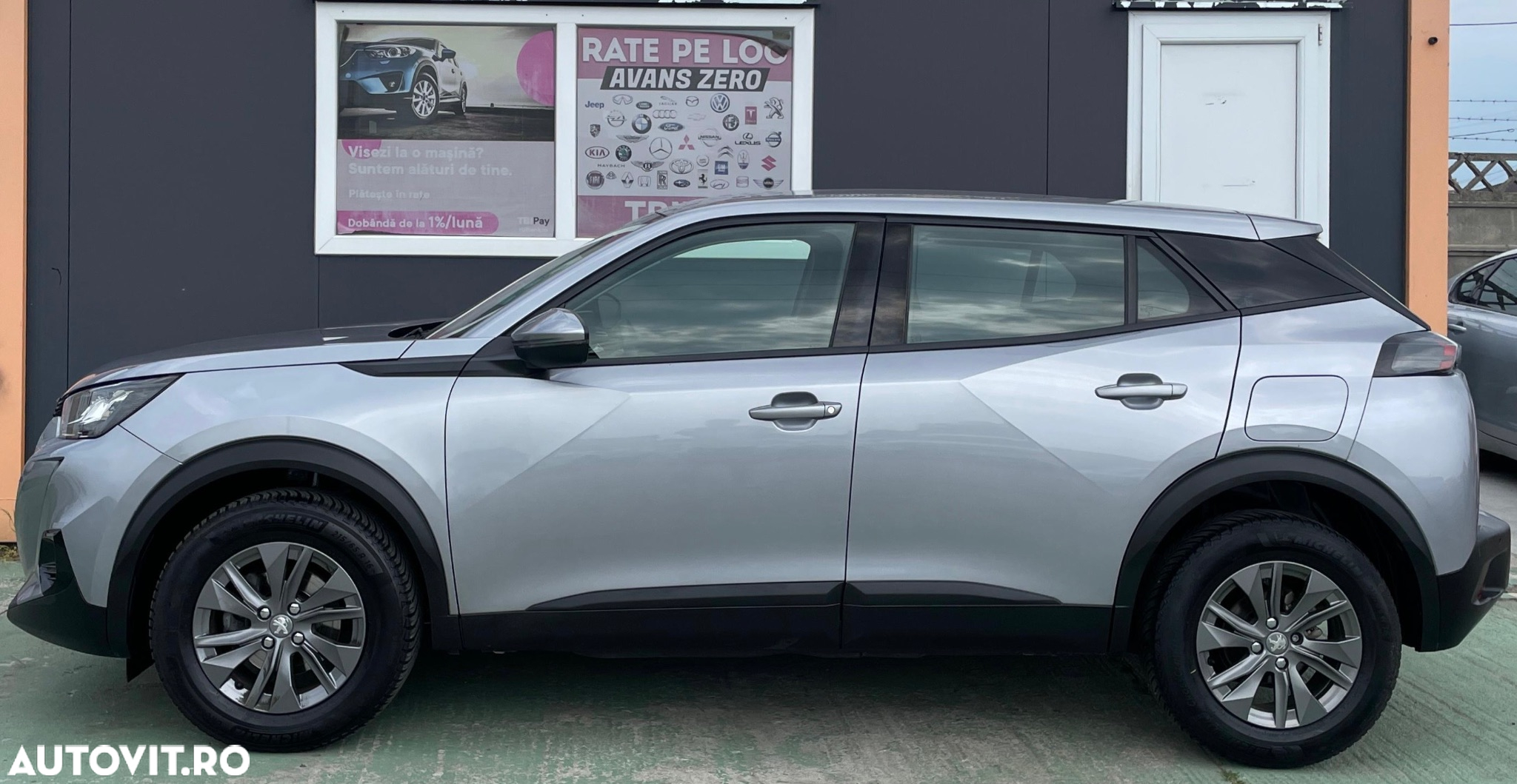 Peugeot 2008 1.2 PureTech EAT8 STT Active Pack - 10