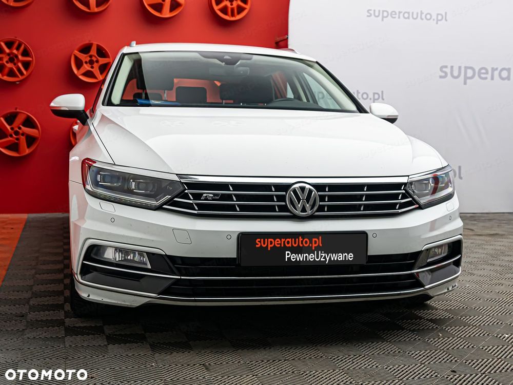 Volkswagen Passat - 25