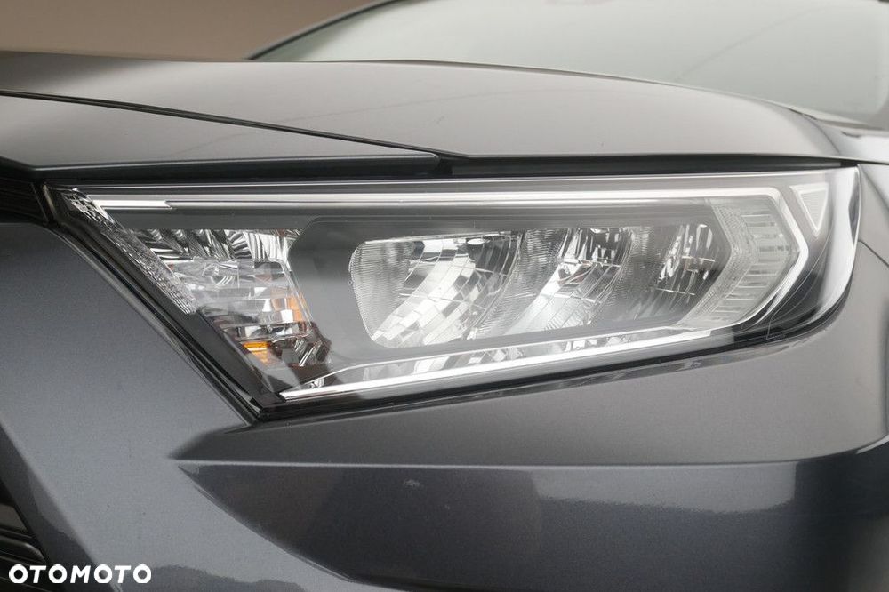 Toyota RAV4 - 13