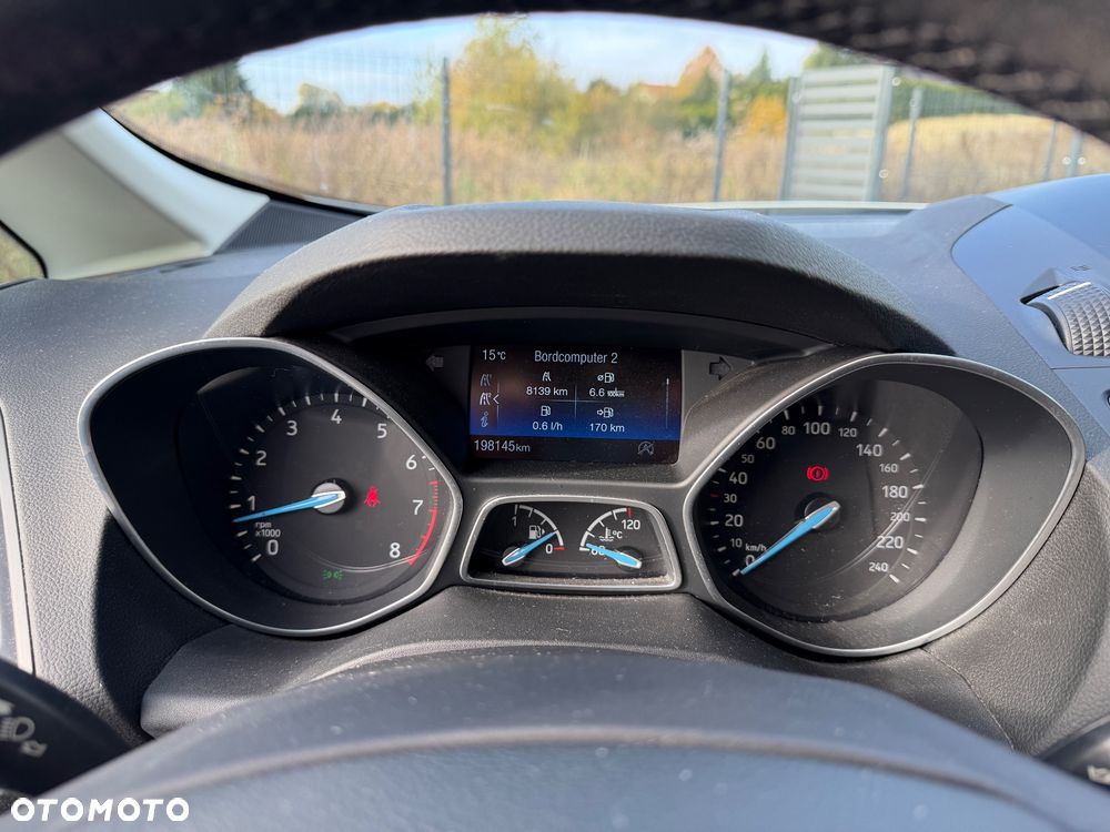 Ford Grand C-MAX - 25