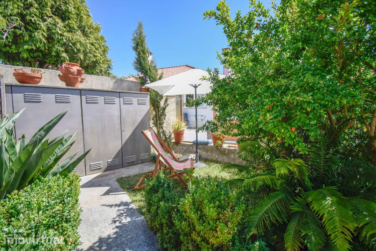 Casa de Charme com Jardim, Vistas Panorâmicas e Estacionamento | Centr - Grande imagem: 4/36