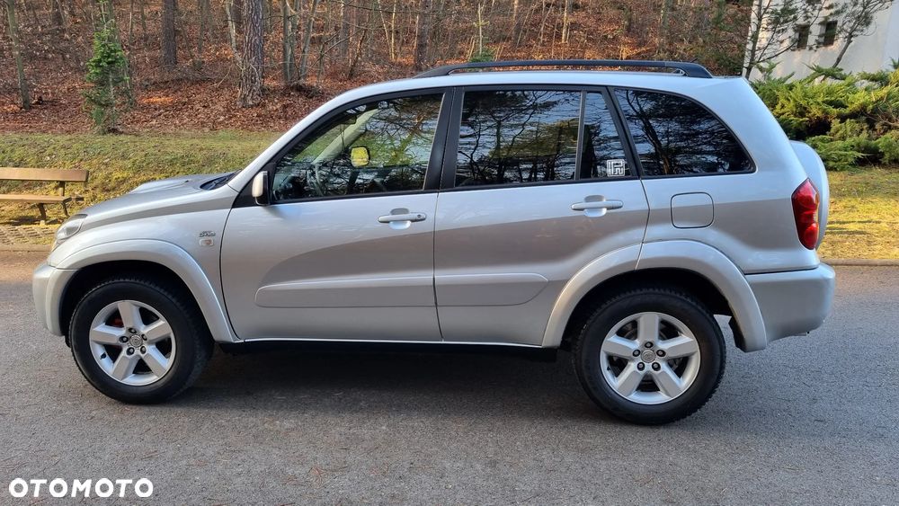 Toyota RAV4 2.0 D-4D 4x4 - 8