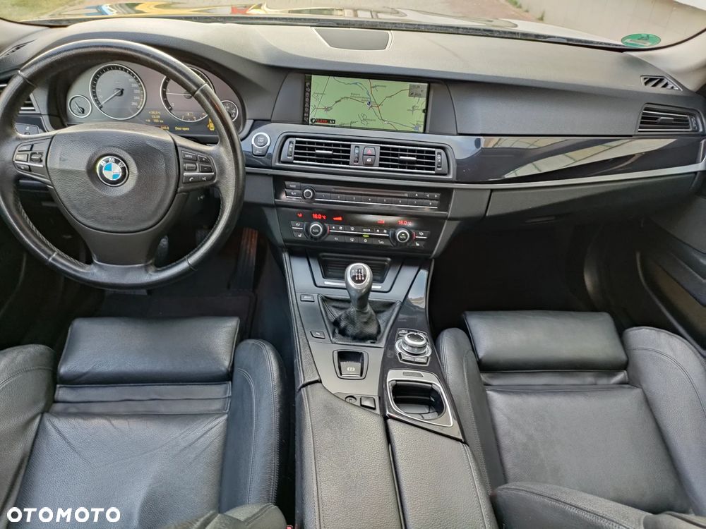 BMW Seria 5 520d Modern Line - 13