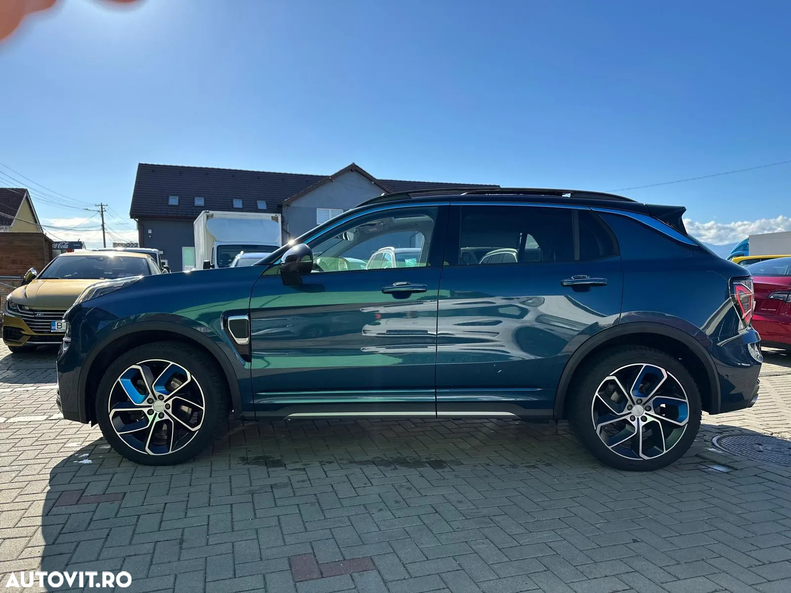Lynk&Co 01 - 14