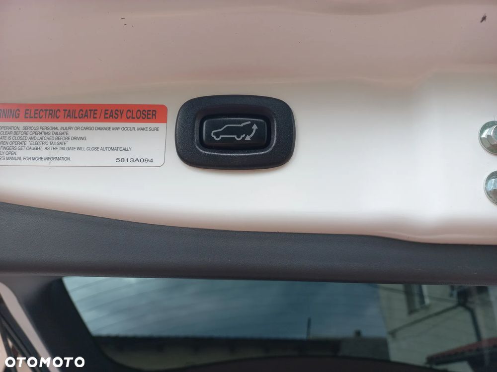 Mitsubishi Outlander 2.2 DI-D 4WD Automatik Diamant Edition - 14