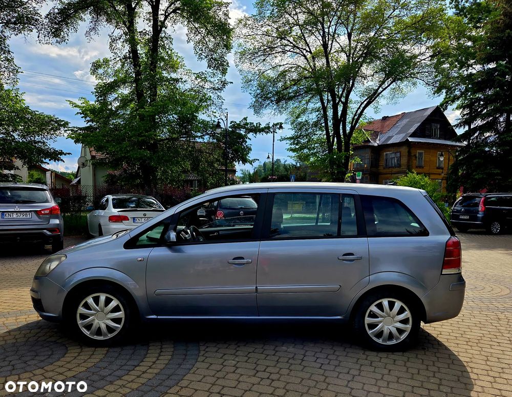 Opel Zafira 1.9 CDTI Sport - 9