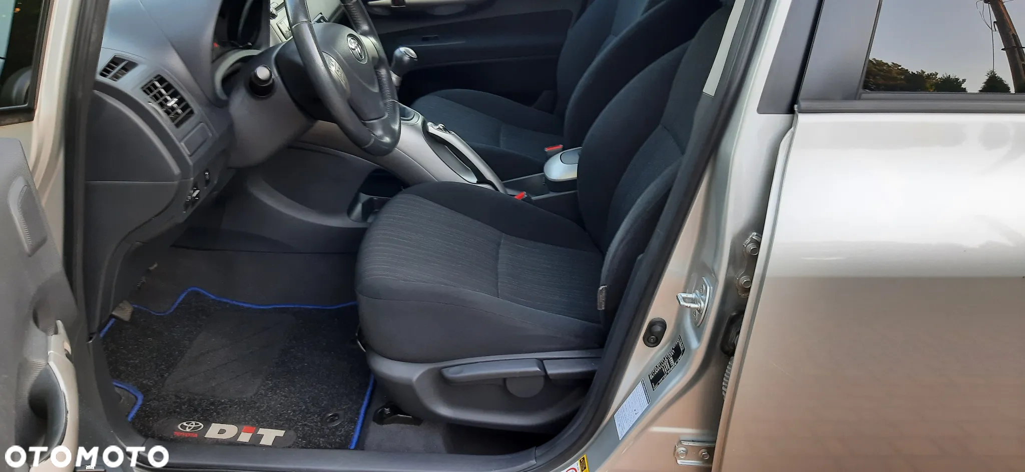 Toyota Auris - 18