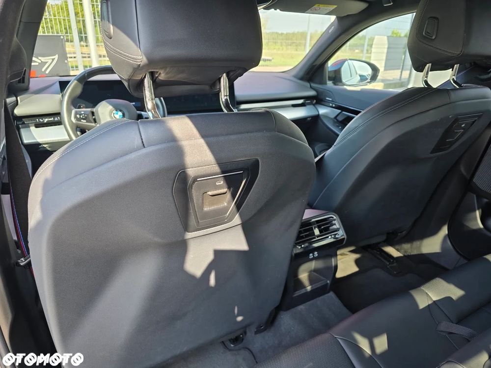 BMW Seria 5 - 34