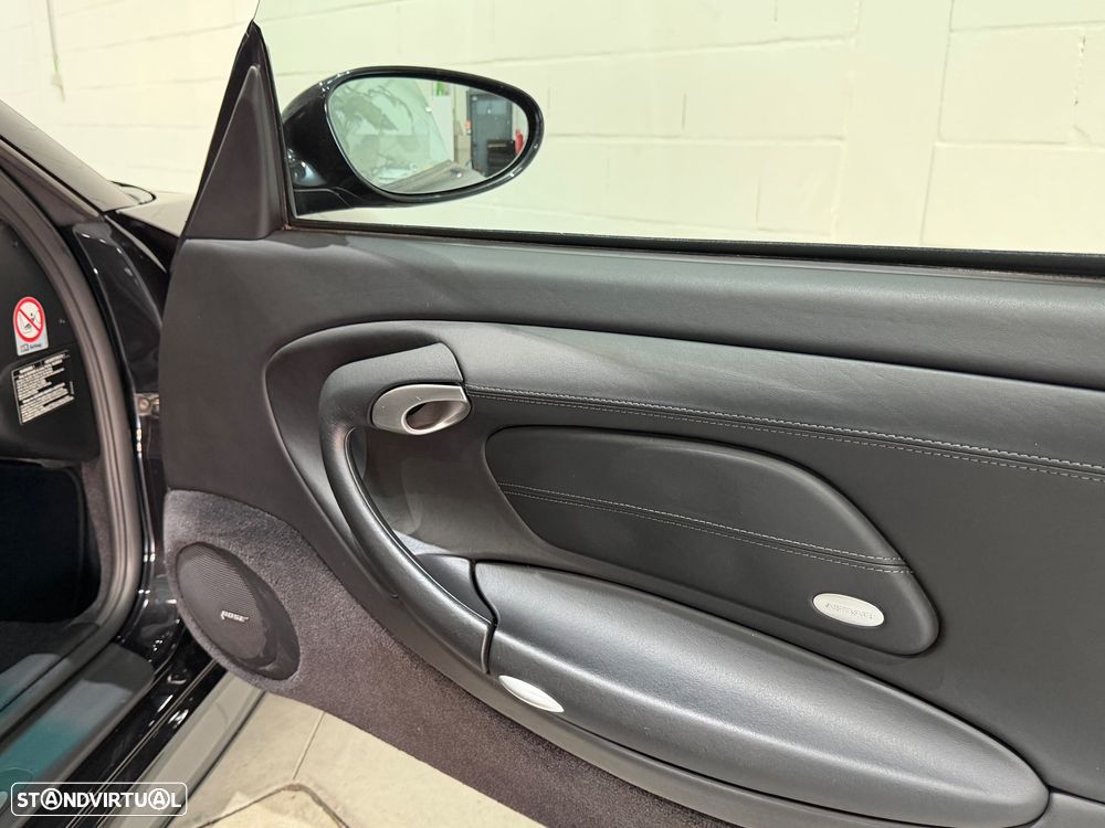 Porsche 911 (996) Carrera 4 S - 28