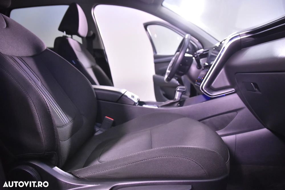 Hyundai Tucson 1.6 T-GDi 48V-Hybrid 2WD DCT Select - 12