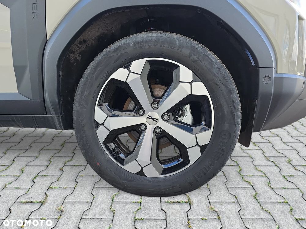 Dacia Duster 1.8 Hybrid 155 Journey MMT - 23
