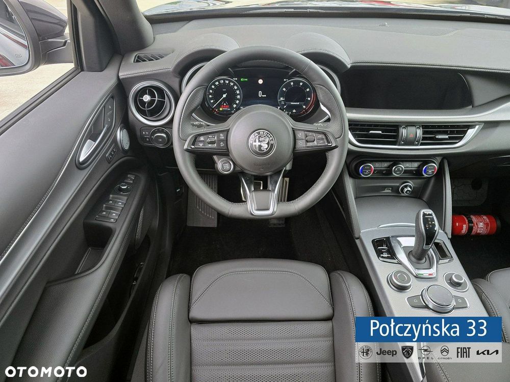 Alfa Romeo Stelvio - 18