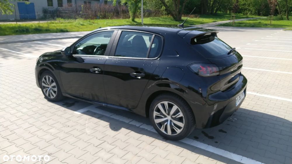Peugeot 208 1.2 PureTech GPF Allure S&S - 9