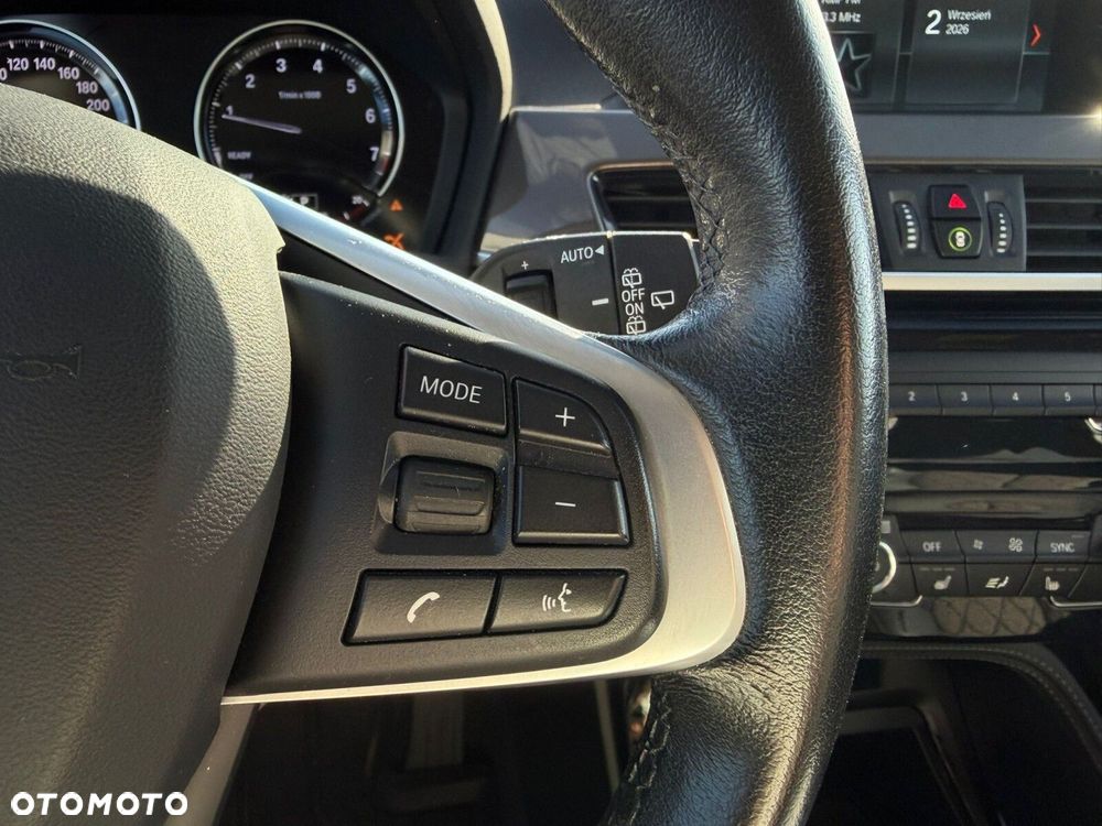 BMW X1 sDrive18i xLine - 18