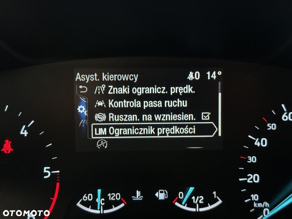 Ford Focus 1.5 EcoBlue Connected - 27