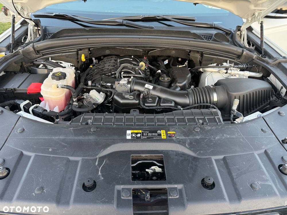 Jeep Grand Cherokee - 30