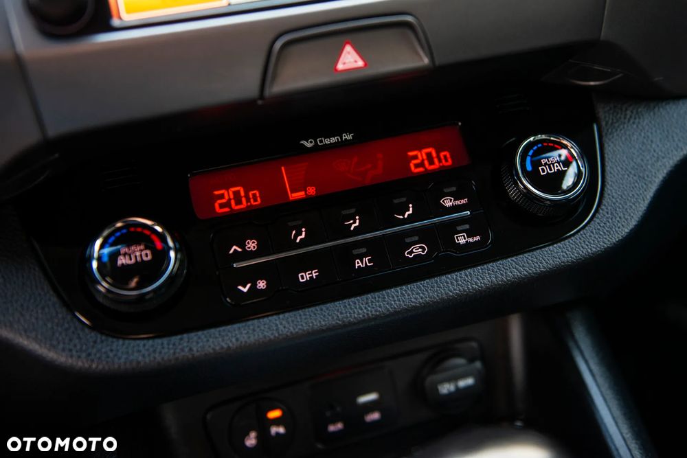 Kia Sportage 2.0 GDI 2WD Vision - 25