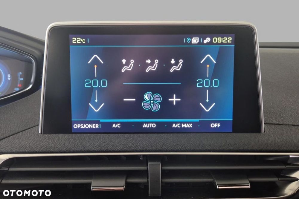 Peugeot 3008 1.6 PureTech HYbrid4 GT Line S&S EAT8 - 16