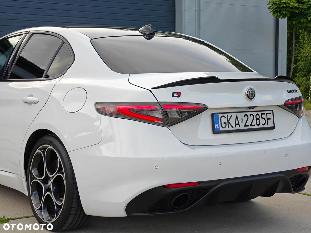 Alfa Romeo Giulia 2.0 Turbo 16V AT8 Veloce Ti - 9