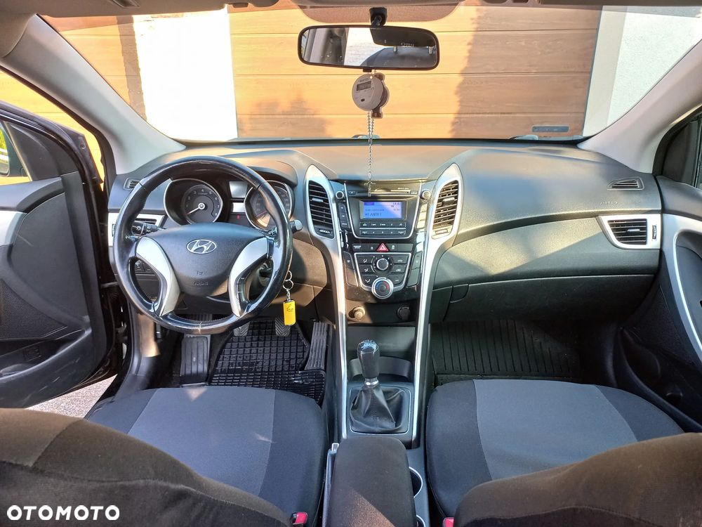 Hyundai i30 1.4 Comfort - 17