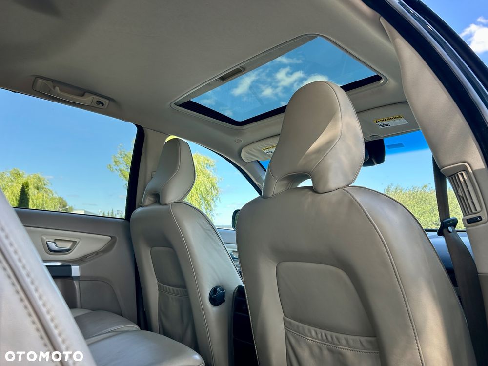 Volvo XC 90 3.2 AWD Executive - 25