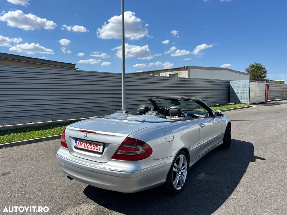 Mercedes-Benz CLK 320 CDI 7G-TRONIC Elegance DPF Cabriolet - 4