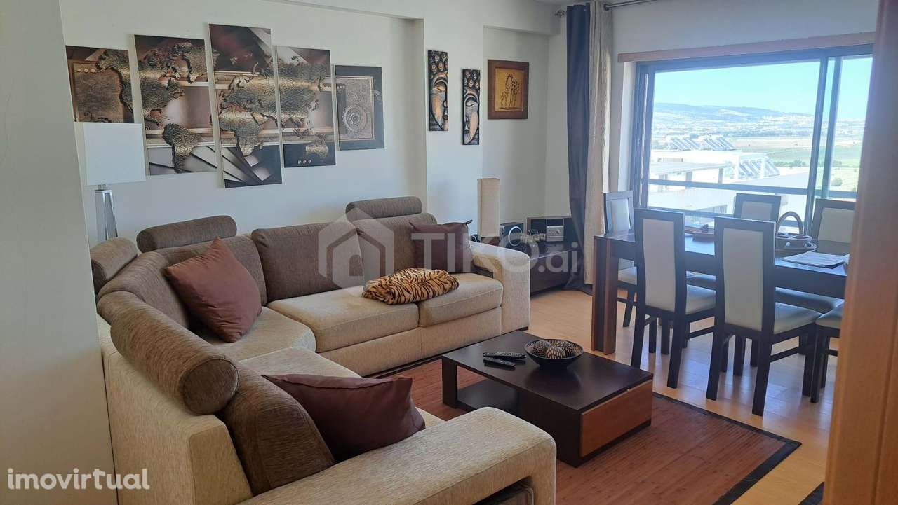 Apartamento T2 em excelente estado – Santo António dos Cavaleiros, Lou - Grande imagem: 2/10