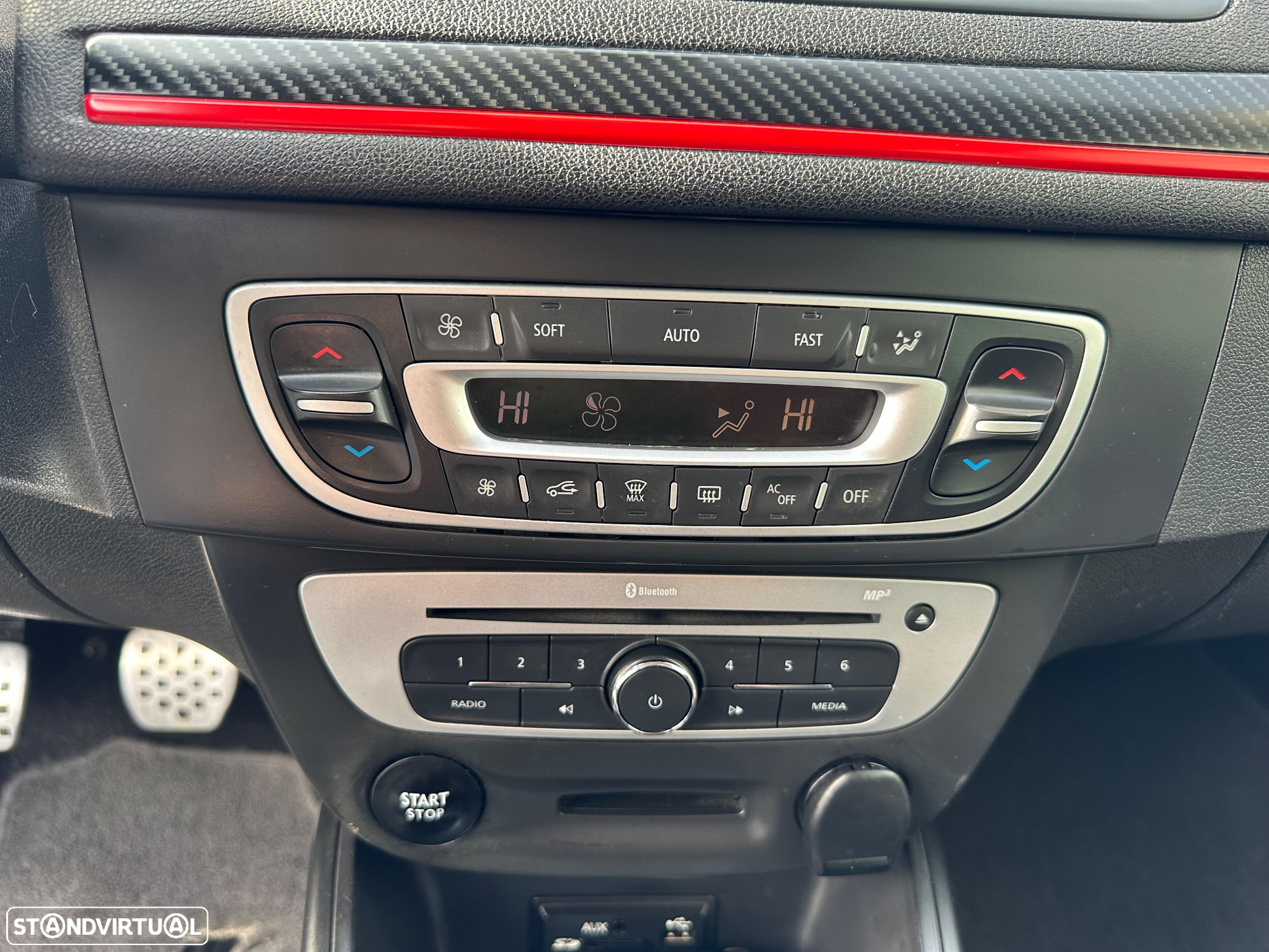 Renault Mégane Sport Tourer 1.5 dCi GT Line - 26