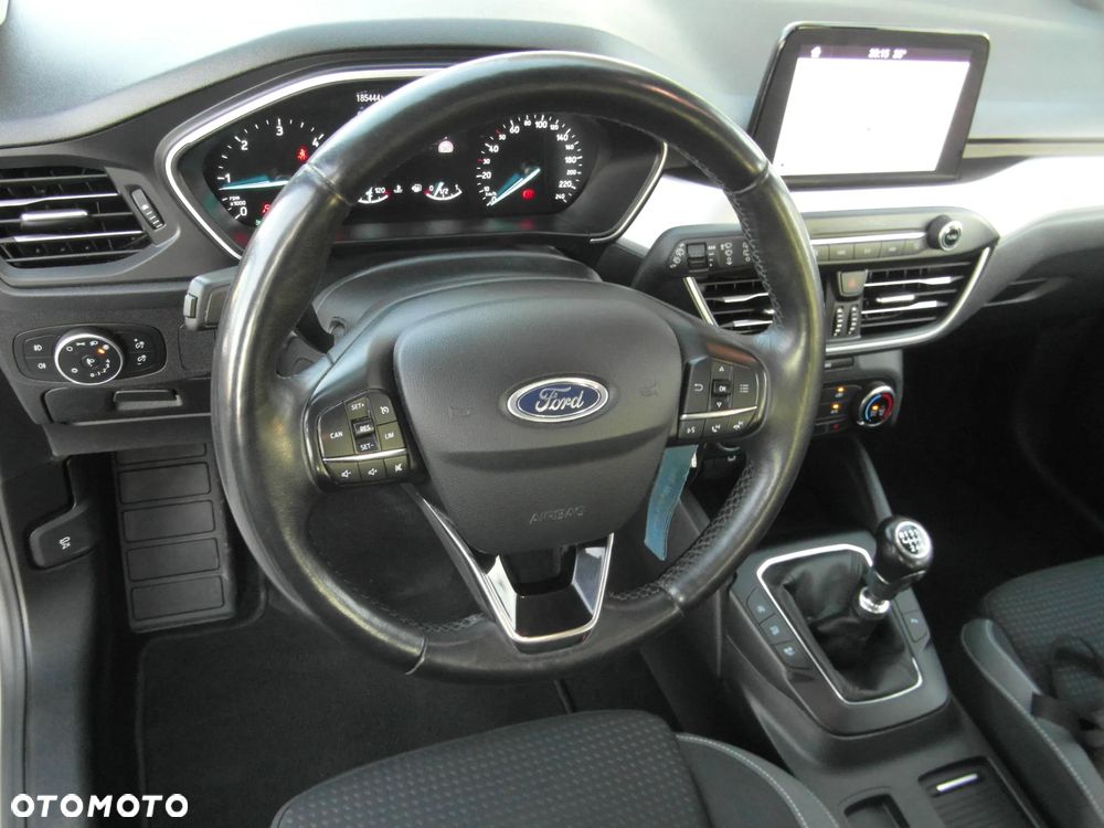 Ford Focus 1.5 EcoBlue Start-Stopp-System COOL&CONNECT - 23