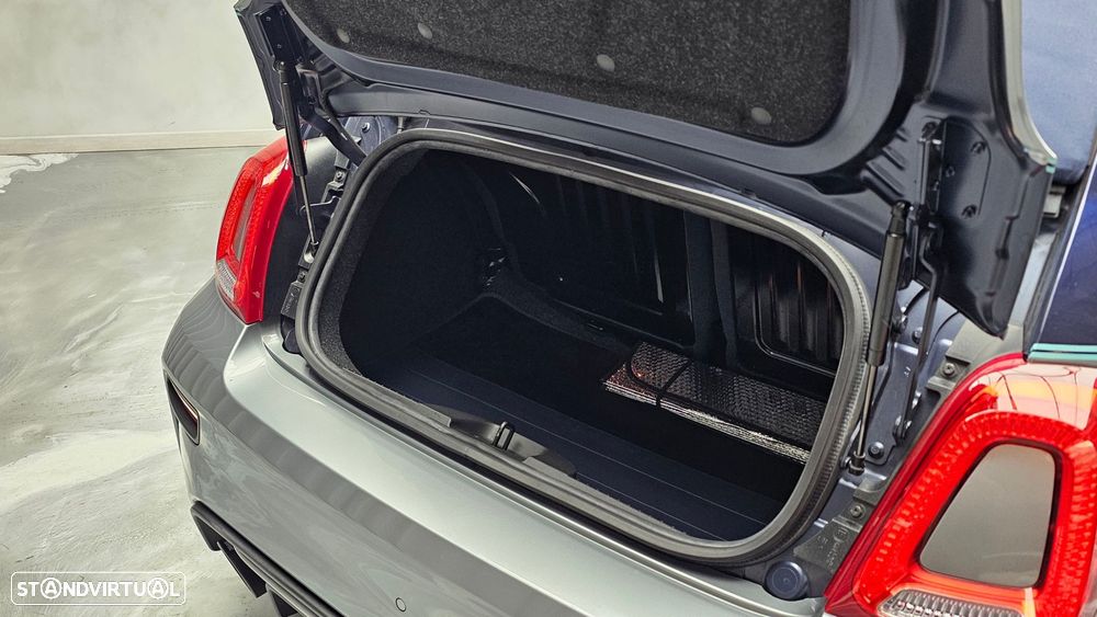 Abarth 695C 1.4 T-Jet Rivale - 36