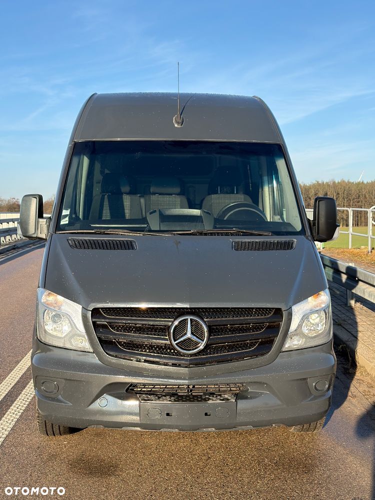 Mercedes-Benz Sprinter - 4