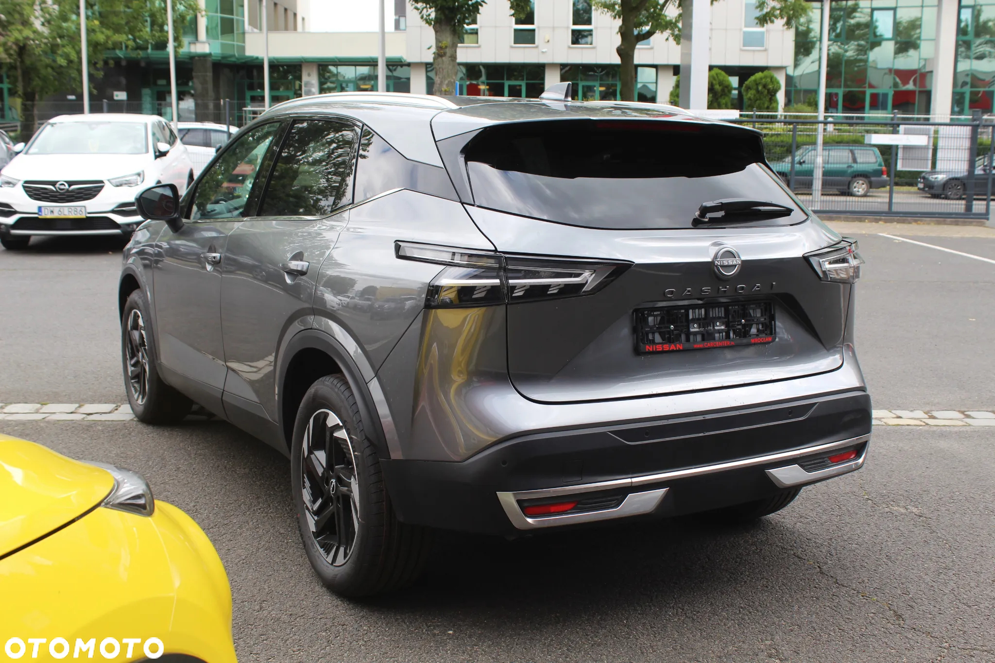 Nissan Qashqai 1.3 DIG-T mHEV N-Connecta - 4
