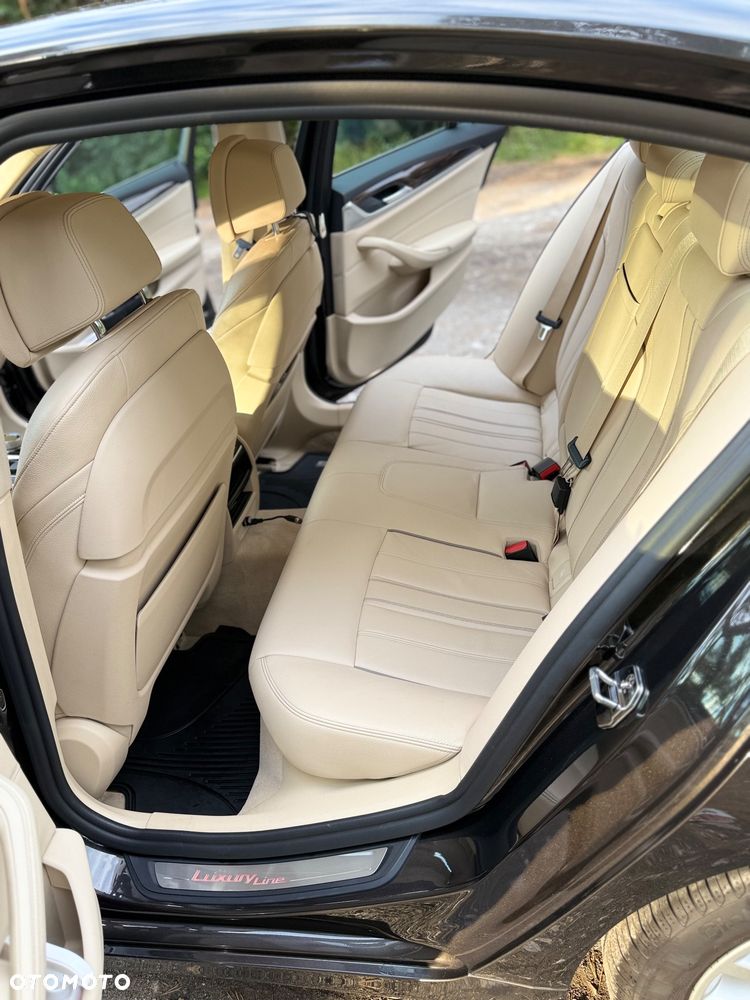 BMW Seria 5 520d xDrive Luxury Line - 18