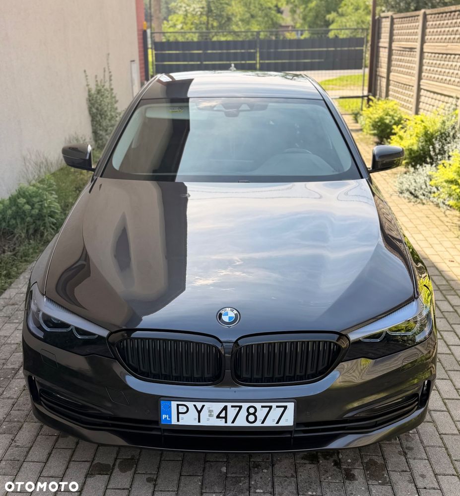 BMW Seria 5 520d Sport Line - 13