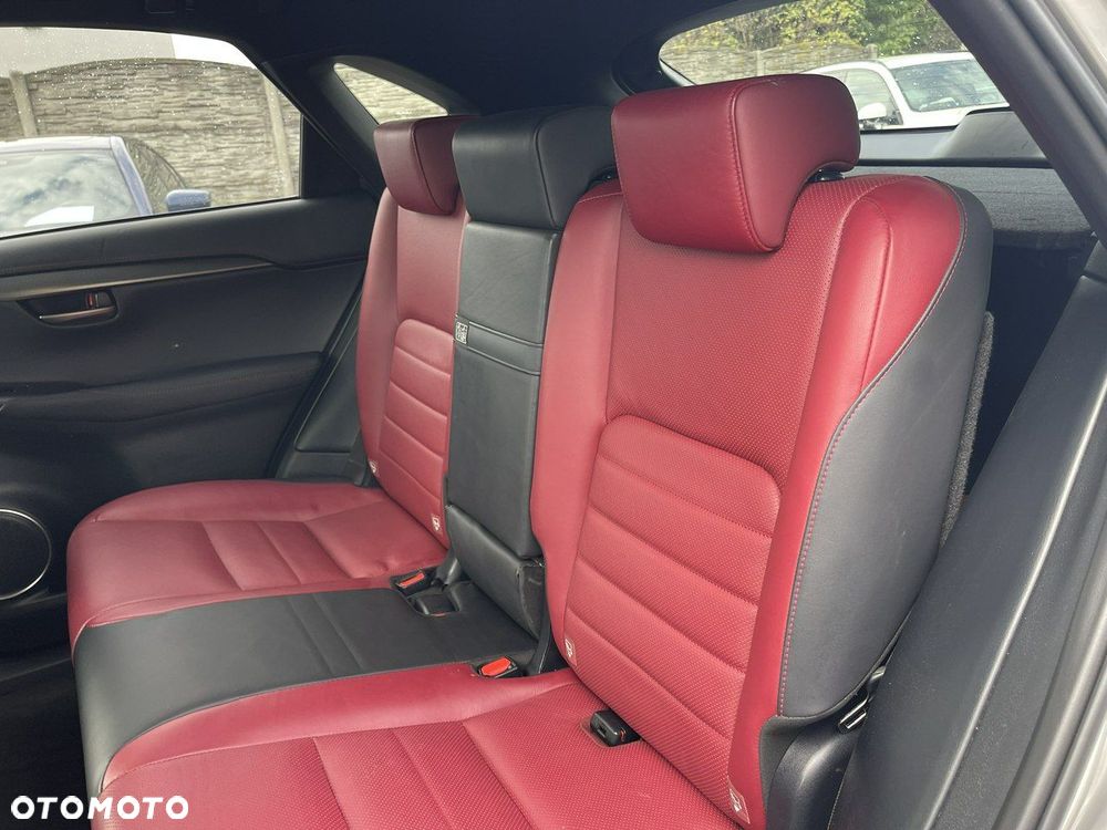 Lexus NX 200t AWD F Sport - 12