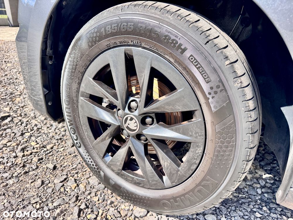 Skoda Fabia 1.0 TSI Essence - 29