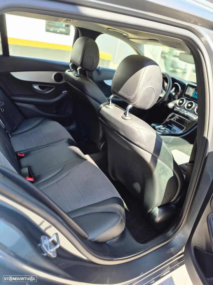 Mercedes-Benz C 220 d Station 9G-TRONIC AMG Line - 24