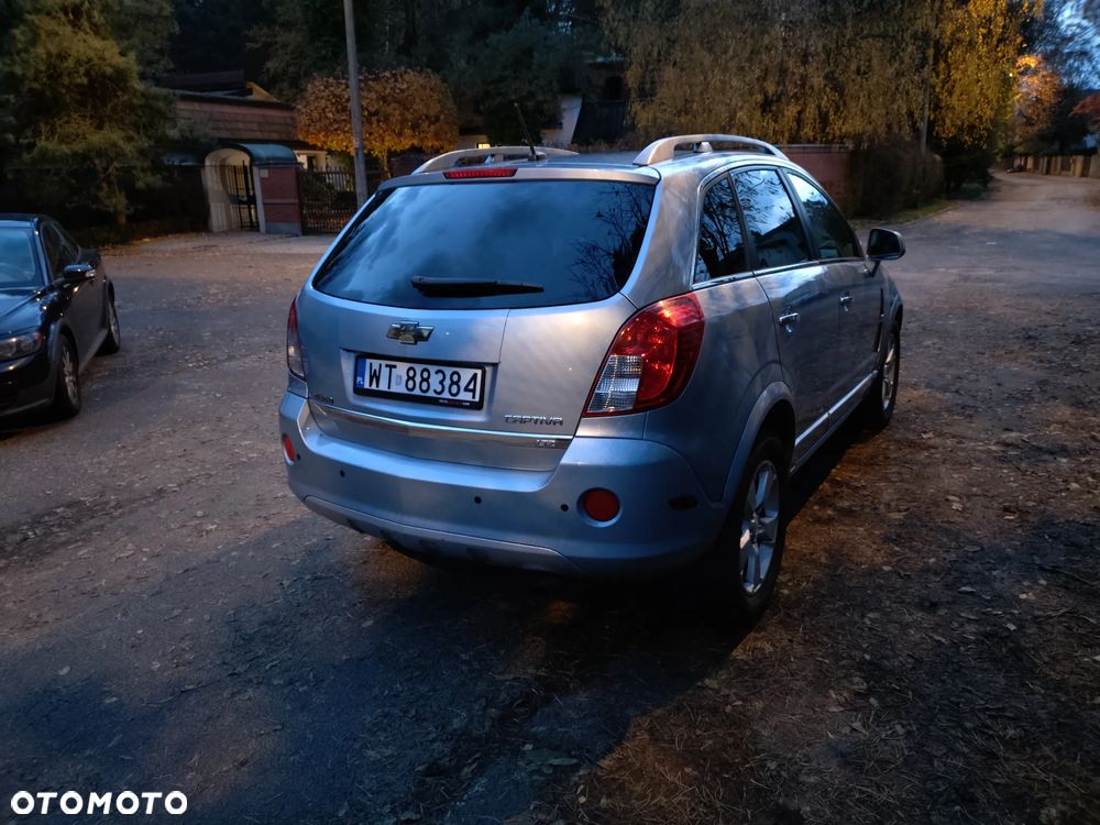 Chevrolet Captiva 2.4 AWD Automatik LT+ - 2