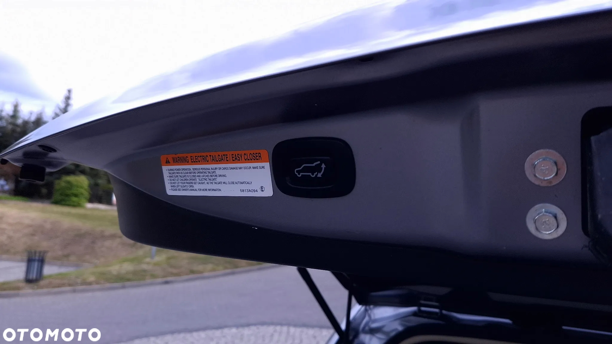 Mitsubishi Outlander 2.0 4WD Plug-In Hybrid Top - 22