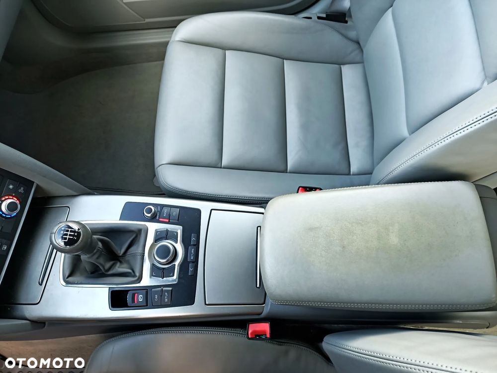 Audi A6 Avant - 20