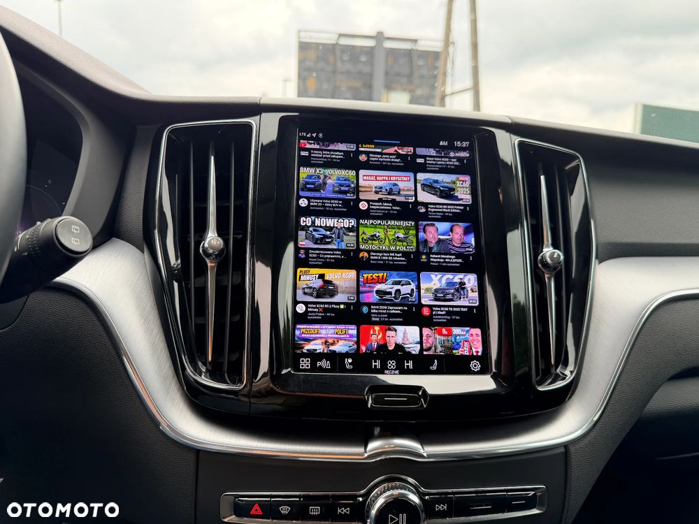Volvo XC 60 B4 D AWD Momentum Pro - 30